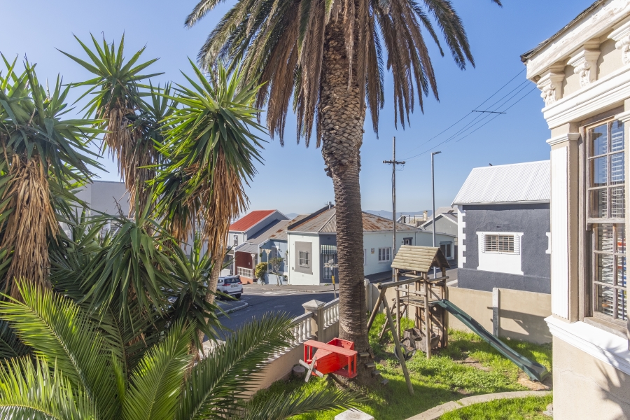 8 Bedroom Property for Sale in Walmer Estate Western Cape